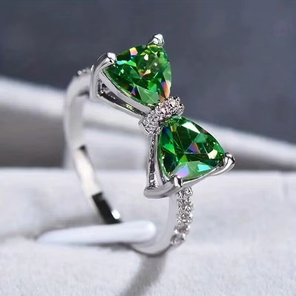 Emerald Green Bow Ring with Cubic Zirconia Accents, Ring Size 9 NWT
